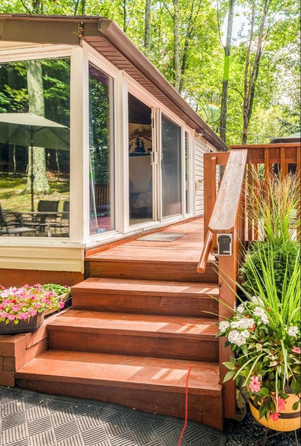 Pocono Cabin With Private Pool At Shawnee Mtn East Stroudsburg Bagian luar foto