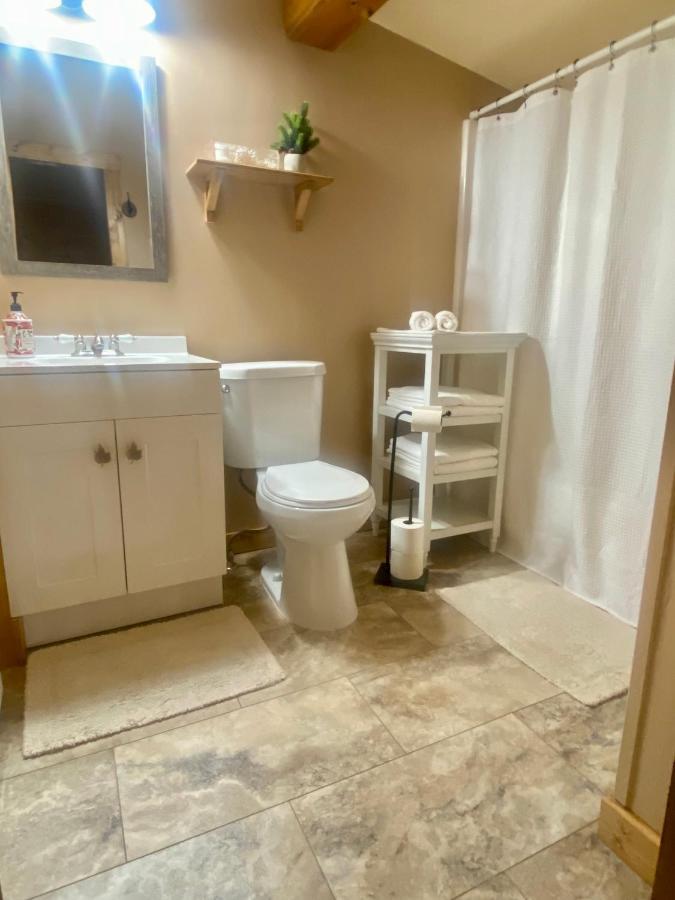 Pocono Cabin With Private Pool At Shawnee Mtn East Stroudsburg Bagian luar foto